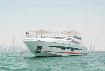 dolce vita yacht for rent in abu dhabi for formula 1